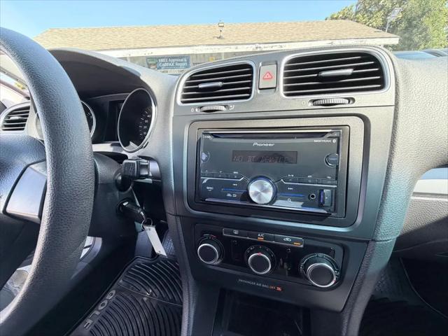 2013 Volkswagen Golf 2.5L 2-Door