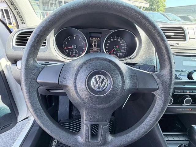 2013 Volkswagen Golf 2.5L 2-Door