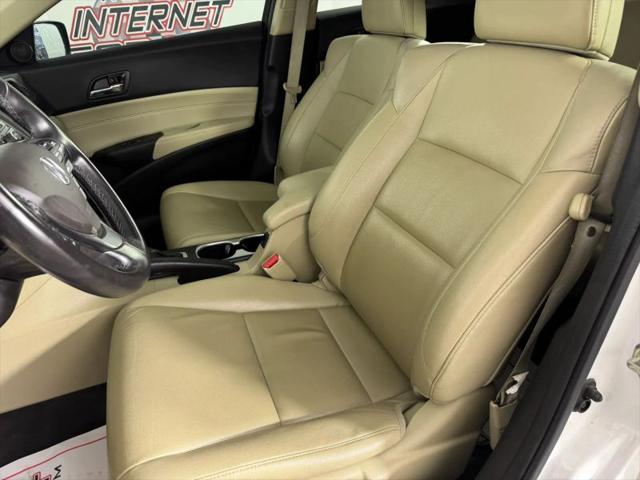 2017 Acura ILX Base