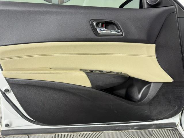 2017 Acura ILX Base