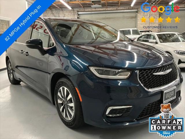 2023 Chrysler Pacifica Hybrid Touring L