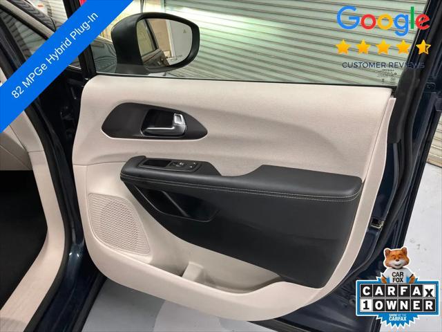 2023 Chrysler Pacifica Hybrid Touring L