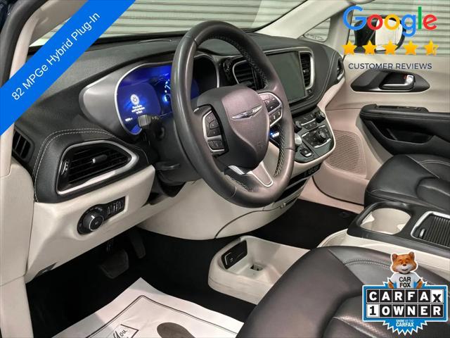 2023 Chrysler Pacifica Hybrid Touring L