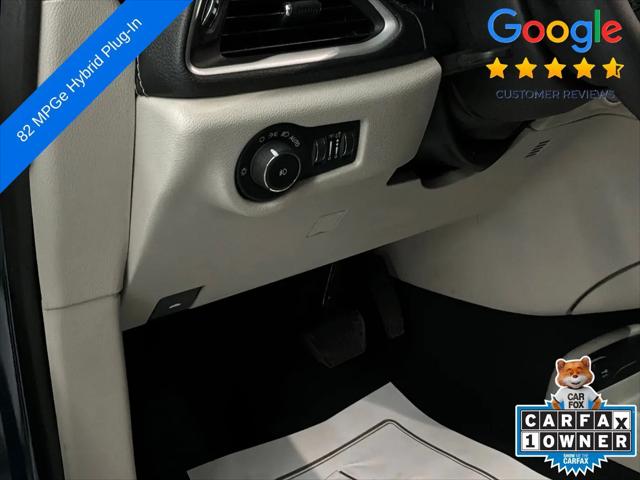 2023 Chrysler Pacifica Hybrid Touring L