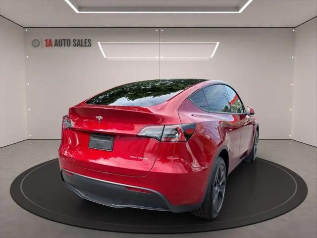 2024 Tesla Model Y Long Range Dual Motor All-Wheel Drive
