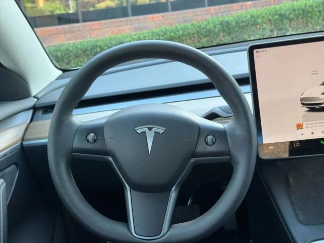 2021 Tesla Model 3 Standard Range Plus Rear-Wheel Drive