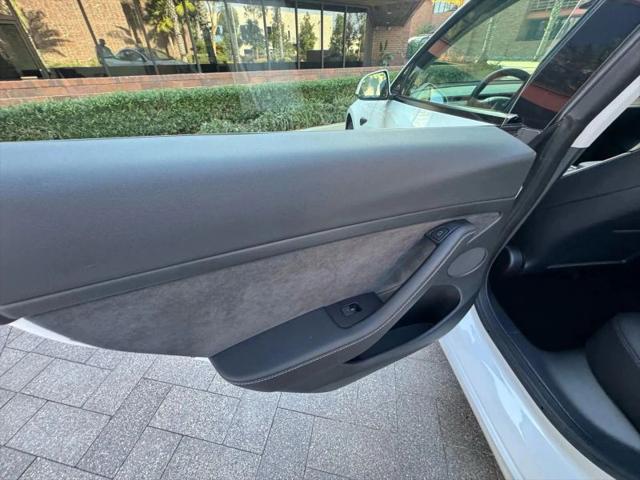 2021 Tesla Model 3 Standard Range Plus Rear-Wheel Drive