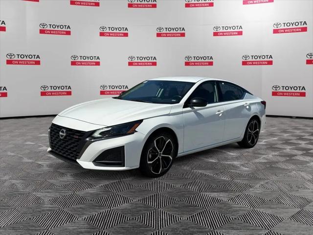 2024 Nissan Altima SR FWD for sale in Chicago, IL