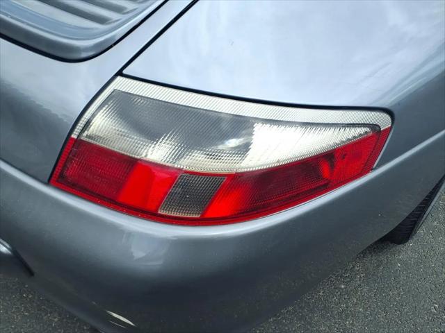 2002 Porsche 911 911 Carrera