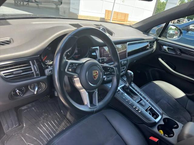2021 Porsche Macan Macan