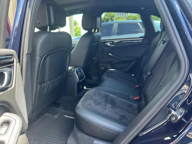 2021 Porsche Macan Macan