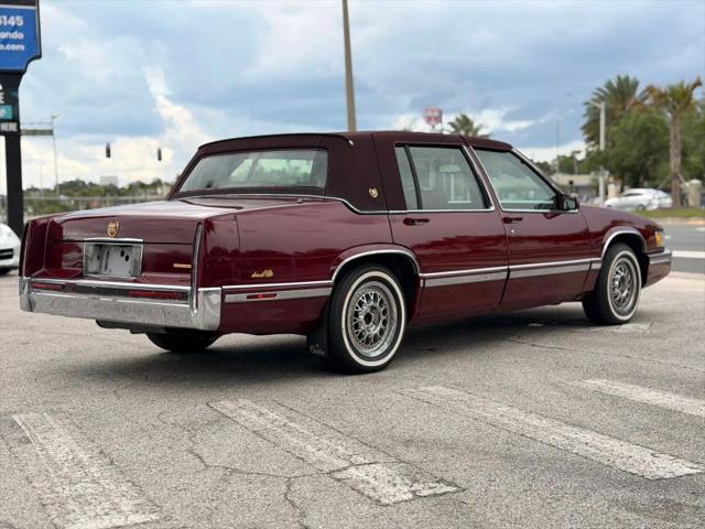 1993 Cadillac DeVille Standard