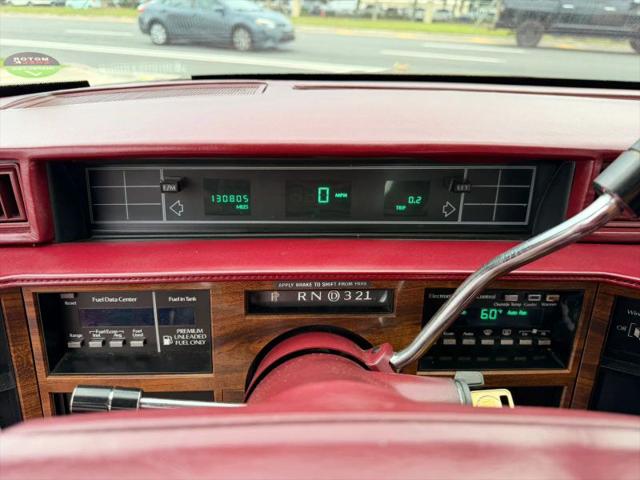 1993 Cadillac DeVille Standard