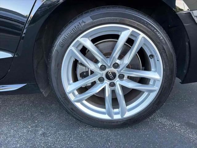 2023 Audi A4 Premium 45 TFSI S line quattro S tronic
