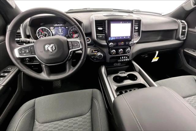 2026 Ram 1500 Express Crew Cab 4x4 5'7" Box