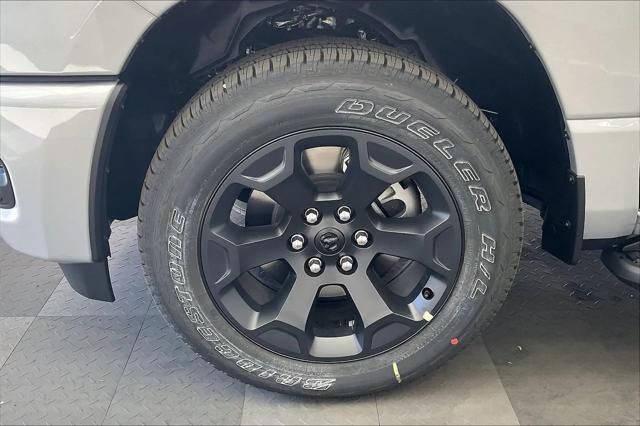 2026 Ram 1500 Express Crew Cab 4x4 5'7" Box