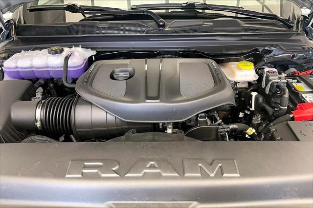 2026 Ram 1500 Express Crew Cab 4x4 5'7" Box