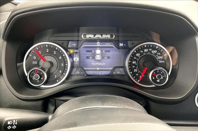 2026 Ram 1500 Express Crew Cab 4x4 5'7" Box