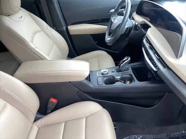 2024 Cadillac XT4 FWD Luxury
