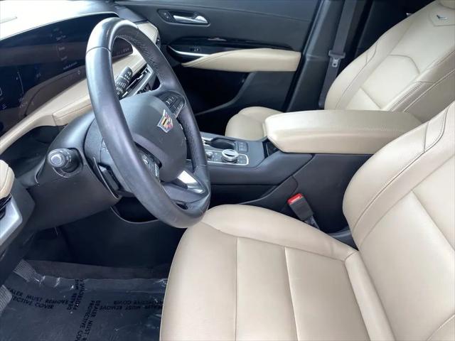2024 Cadillac XT4 FWD Luxury