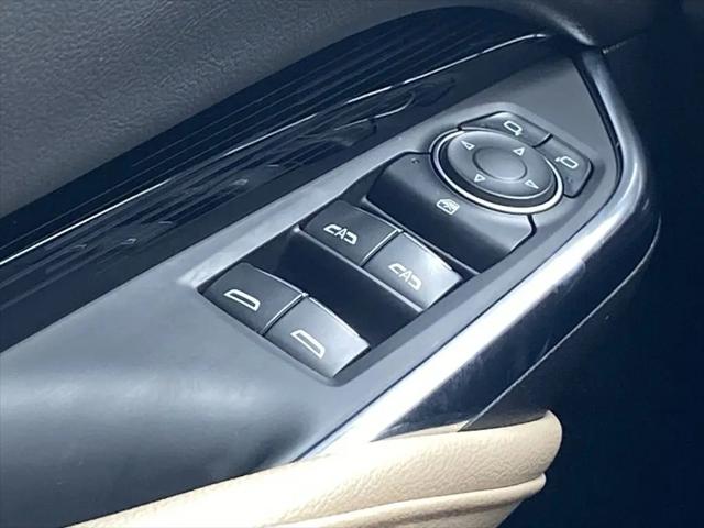 2024 Cadillac XT4 FWD Luxury