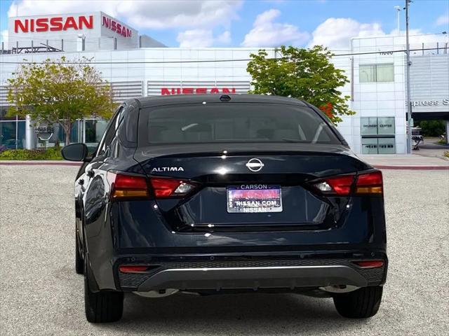 2026 Nissan Altima SV FWD