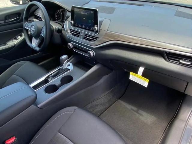 2026 Nissan Altima SV FWD