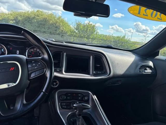 2021 Dodge Challenger SXT