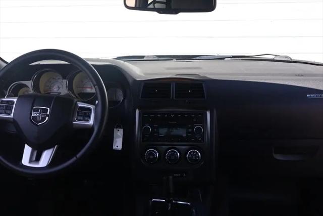 2013 Dodge Challenger SXT