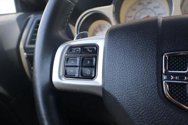 2013 Dodge Challenger SXT