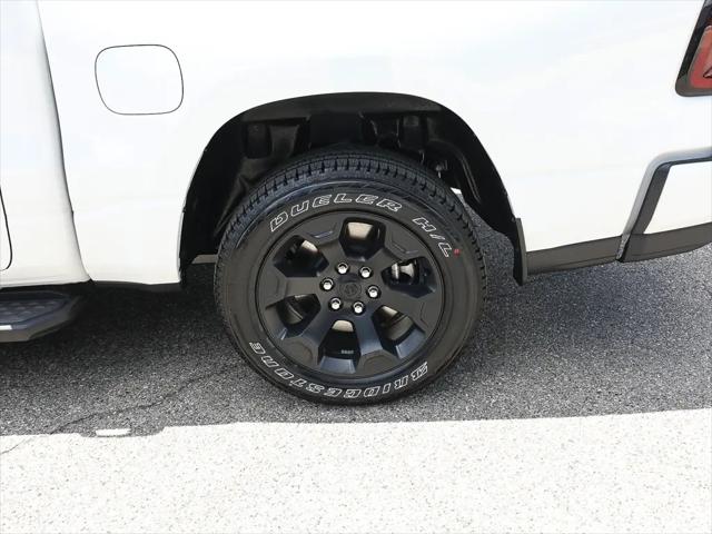 2026 Ram 1500 Express Crew Cab 4x4 57 Box