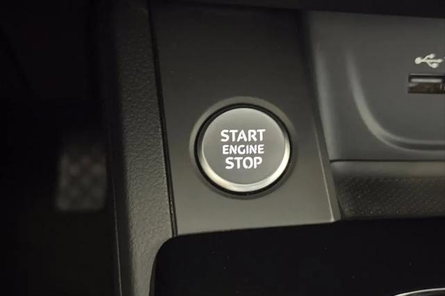 2024 Audi A4 Premium 45 TFSI S line quattro S tronic