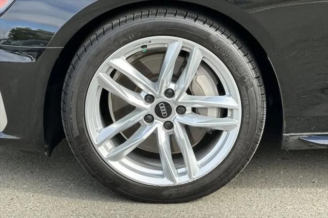 2024 Audi A4 Premium 45 TFSI S line quattro S tronic