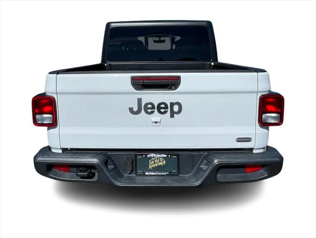 2023 Jeep Gladiator Overland