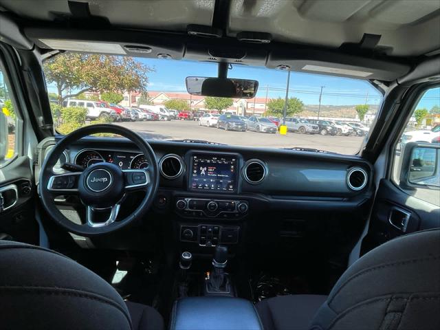 2023 Jeep Gladiator Overland