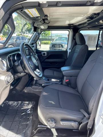 2023 Jeep Gladiator Overland