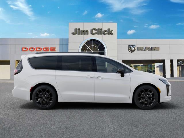 New 2027 Chrysler Pacifica Limited For Sale in Tucson, AZ