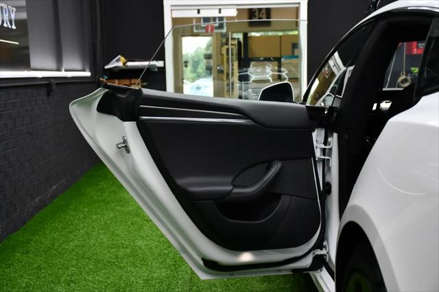 2021 Tesla Model S Plaid Tri Motor All-Wheel Drive