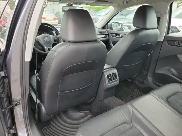 2014 Volkswagen Passat 2.0L TDI SEL Premium