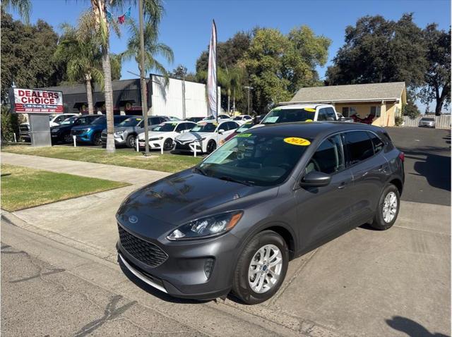 2021 Ford Escape SE for sale in Farmersville, CA