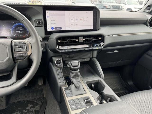 2024 Toyota Land Cruiser Base 2024 Toyota Land Cruiser Base