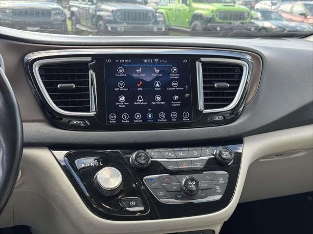 2018 Chrysler Pacifica Touring L Plus 2018 Chrysler Pacifica Touring L Plus