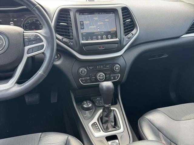 2017 Jeep Cherokee Trailhawk 4x4 2017 Jeep Cherokee Trailhawk 4x4