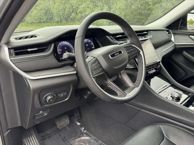 2023 Jeep Grand Cherokee L Limited 4x4 2023 Jeep Grand Cherokee L Limited 4x4