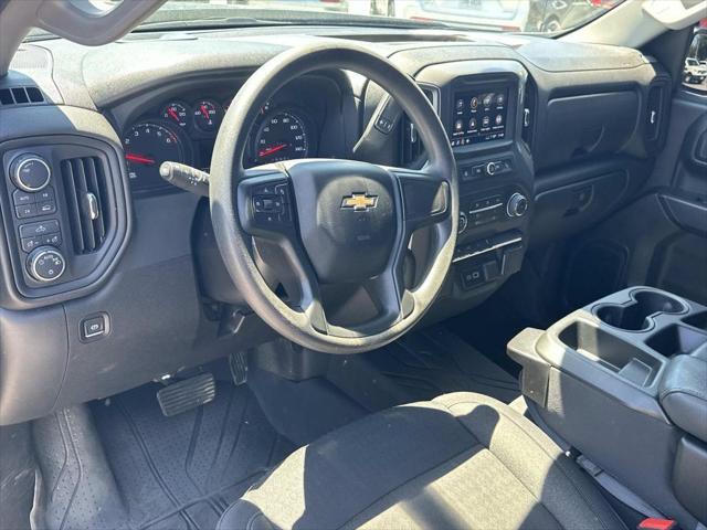 2024 Chevrolet Silverado 1500 4WD Crew Cab Short Bed Custom