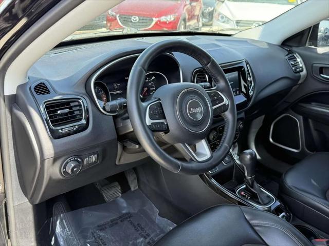 2018 Jeep Compass Altitude FWD 2018 Jeep Compass Altitude FWD