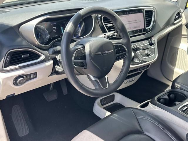 2024 Chrysler Pacifica Touring L 2024 Chrysler Pacifica Touring L