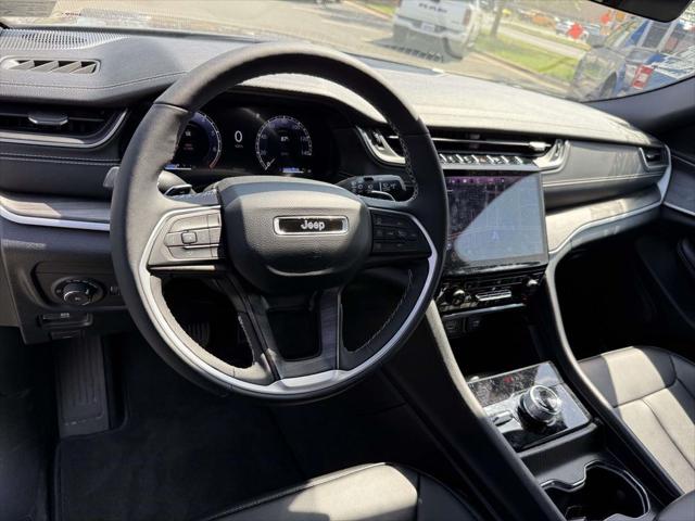 2025 Jeep Grand Cherokee L Limited 4x4 2025 Jeep Grand Cherokee L Limited 4x4