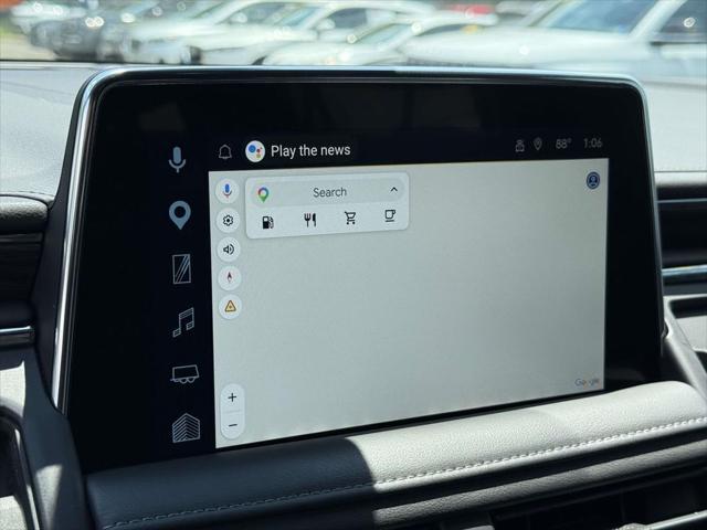 2022 Chevrolet Suburban 4WD LT