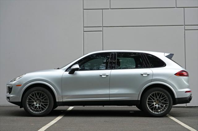 2017 Porsche Cayenne Platinum Edition
